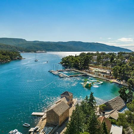 Valamar Amicor Resort Stari Grad  Exterior photo