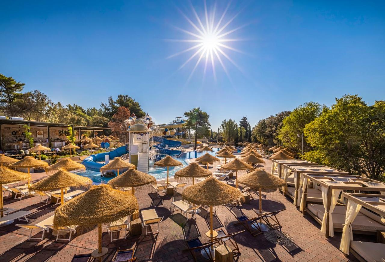 Valamar Amicor Resort Stari Grad  Exterior photo